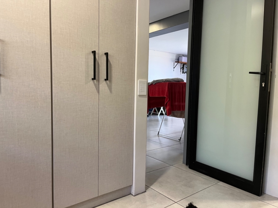 2 Bedroom Property for Sale in Island View Western Cape